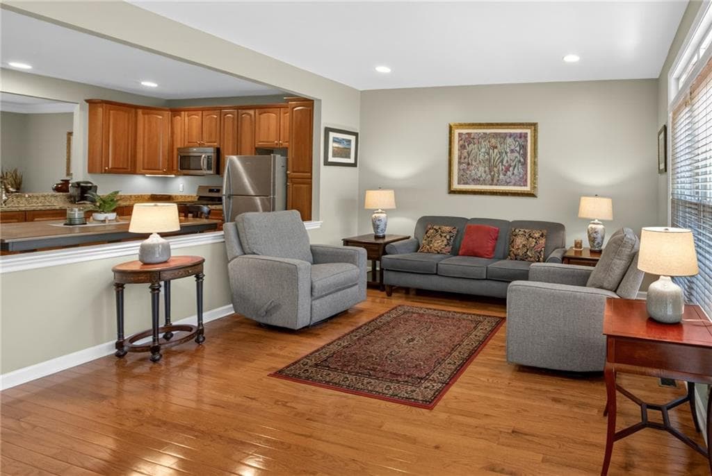 189 Hampton Way - Photo 3