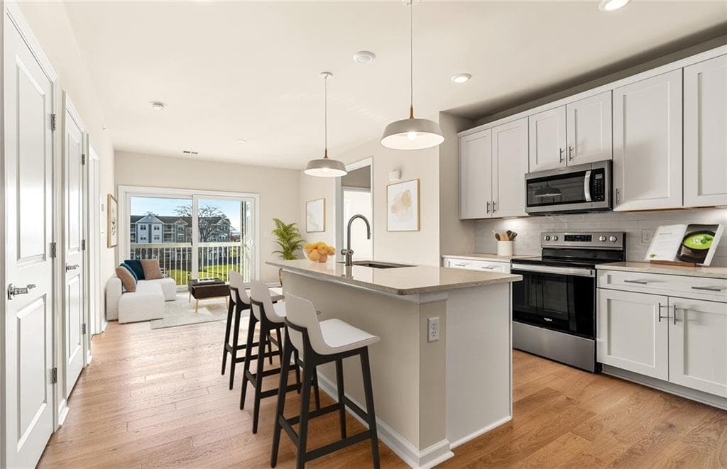 141 East Point Drive #305 - Photo 4