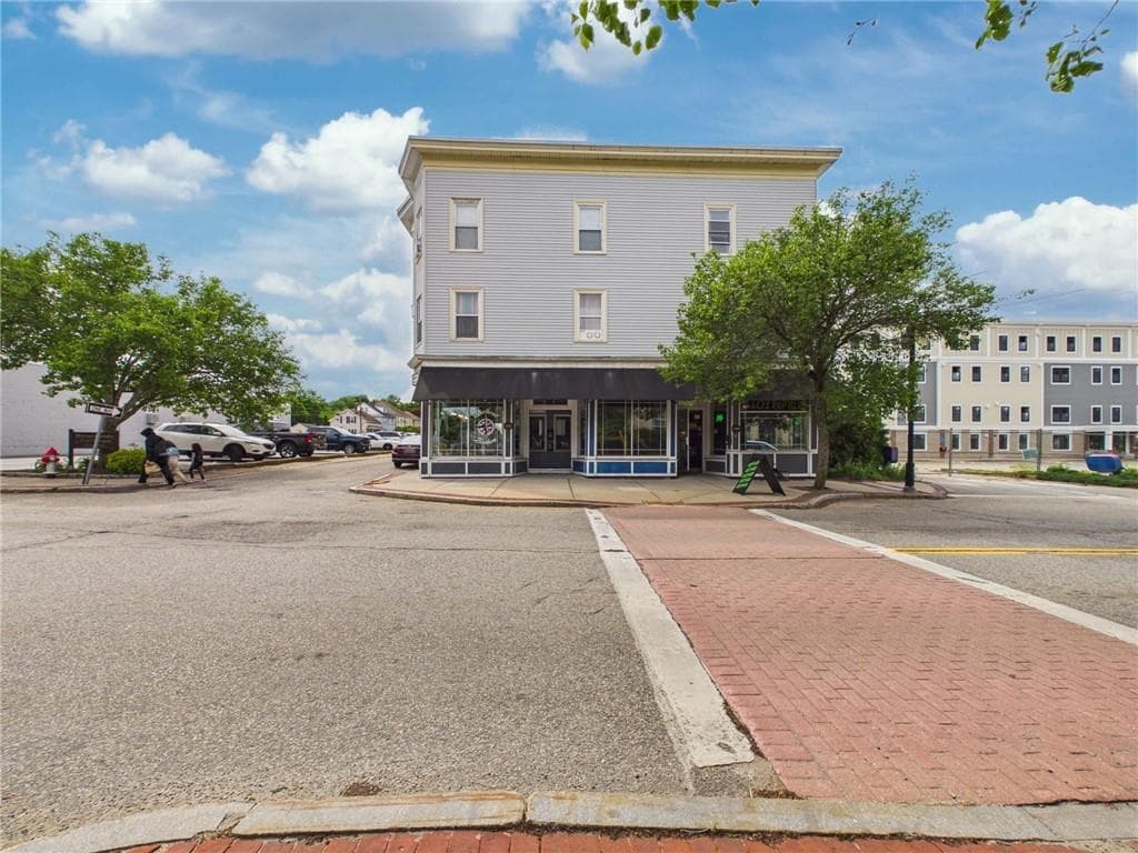 1189 Main Street - Photo 2