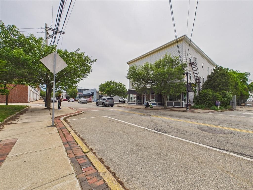 1189 Main Street - Photo 4