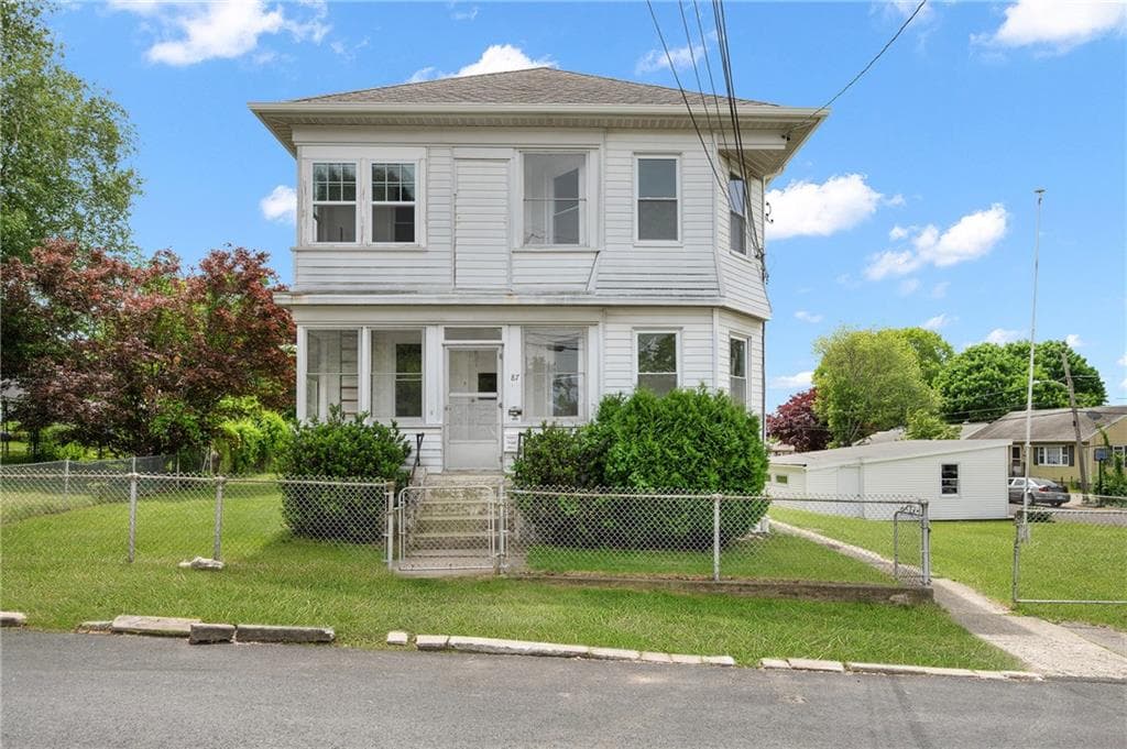 87 Lyman Avenue