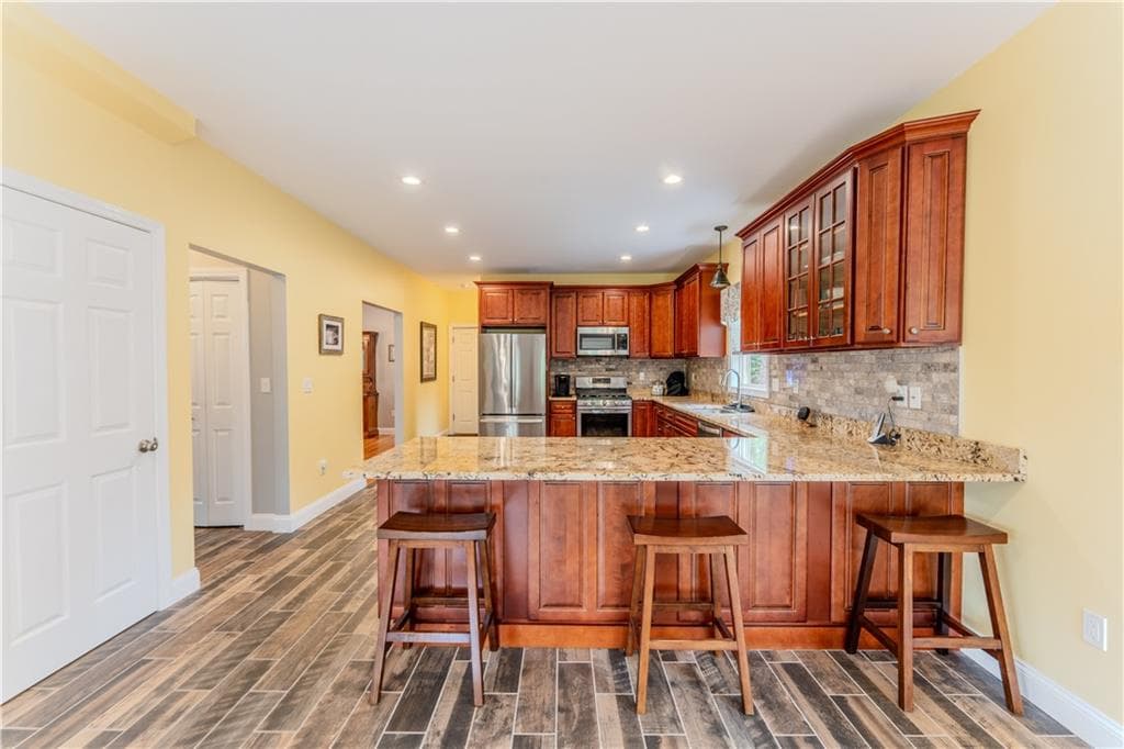 111 Middle Street - Photo 5