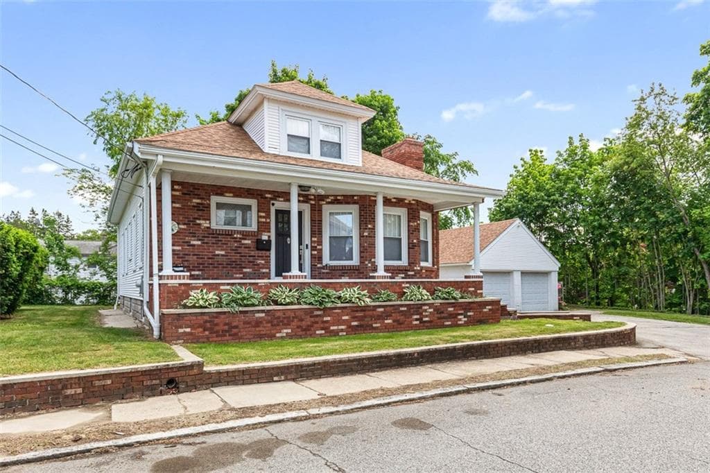 70 Tucker Avenue - Photo 2