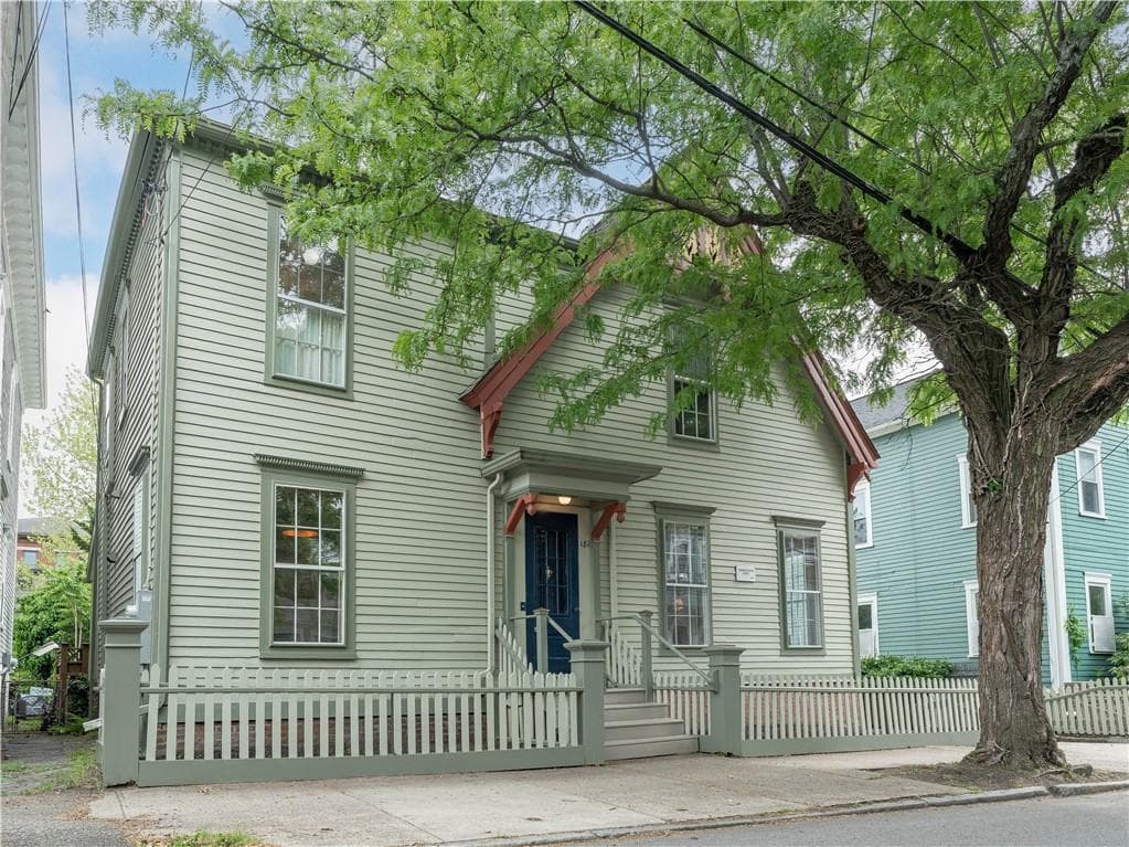 181 Williams Street - Photo 2