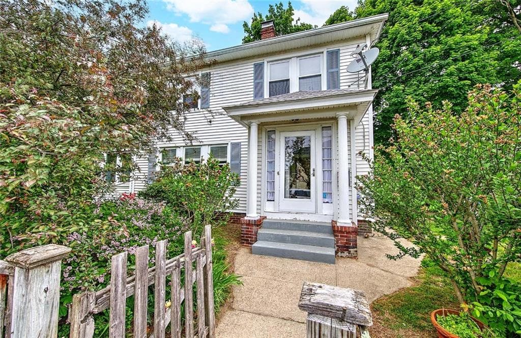 4 Talbot Manor - Photo 4