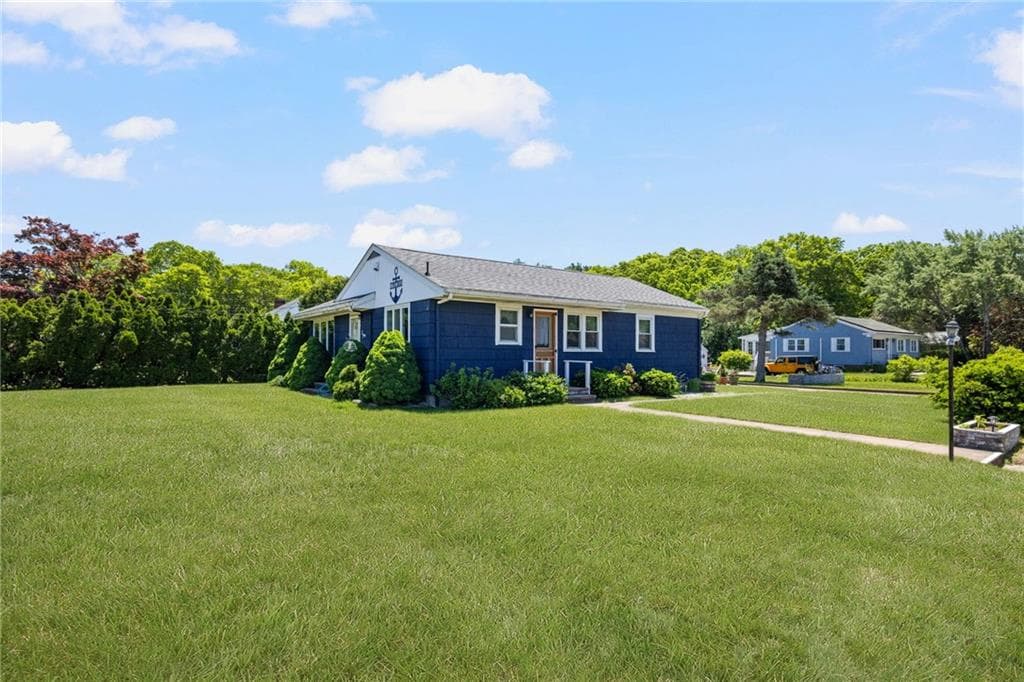 35 Post Road - Photo 2