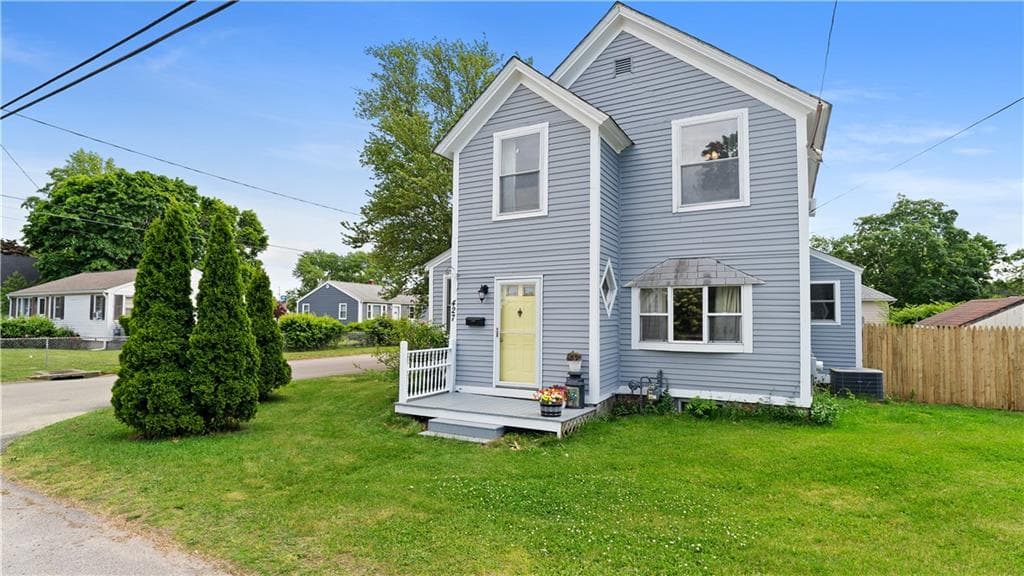 427 Elm Street - Photo 2