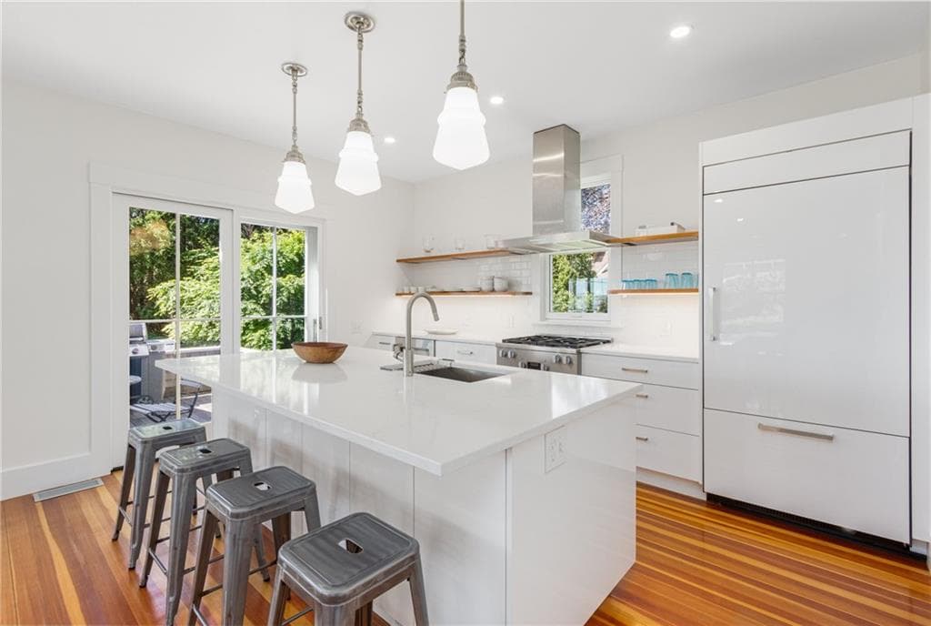 47 Longfellow Road - Photo 2