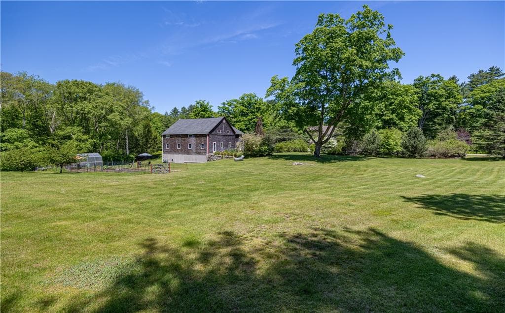 121 Foster Center Road - Photo 5