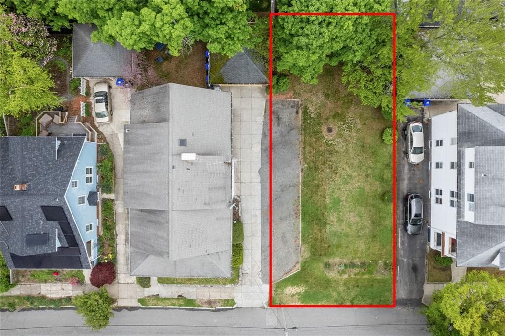 137 Sharon Street - Photo 2