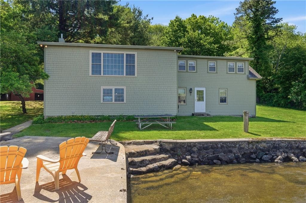 585 Reservoir Road - Photo 4