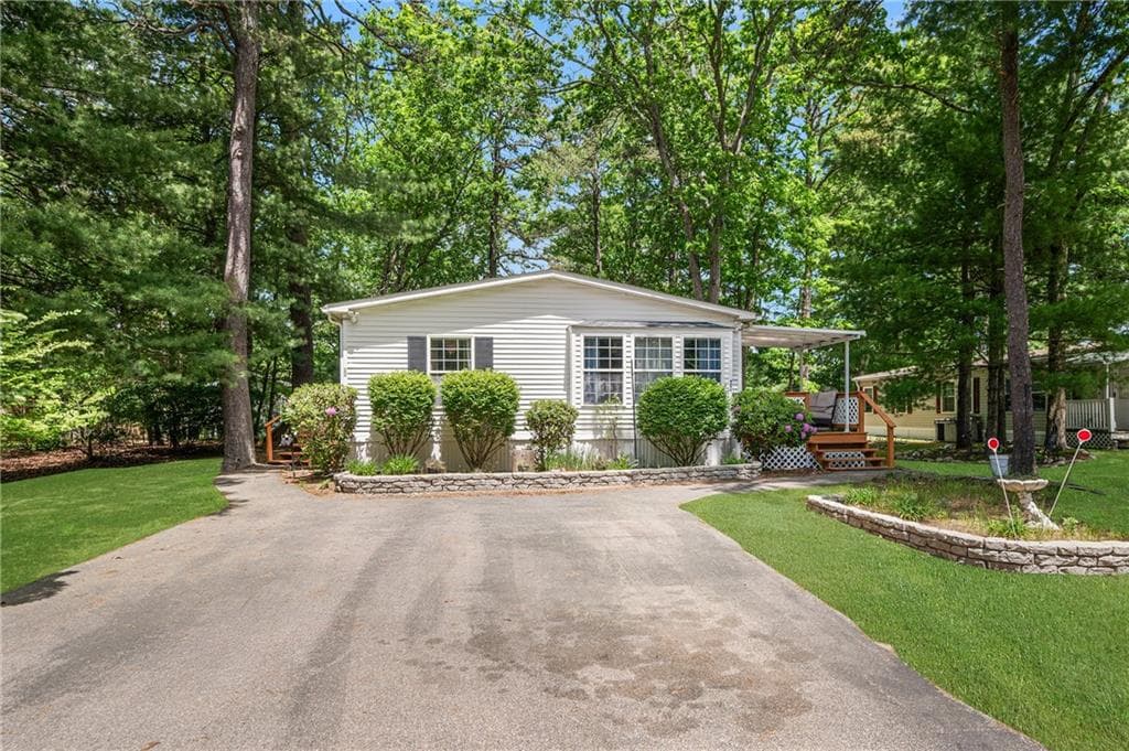 22 Liena Rose Way
