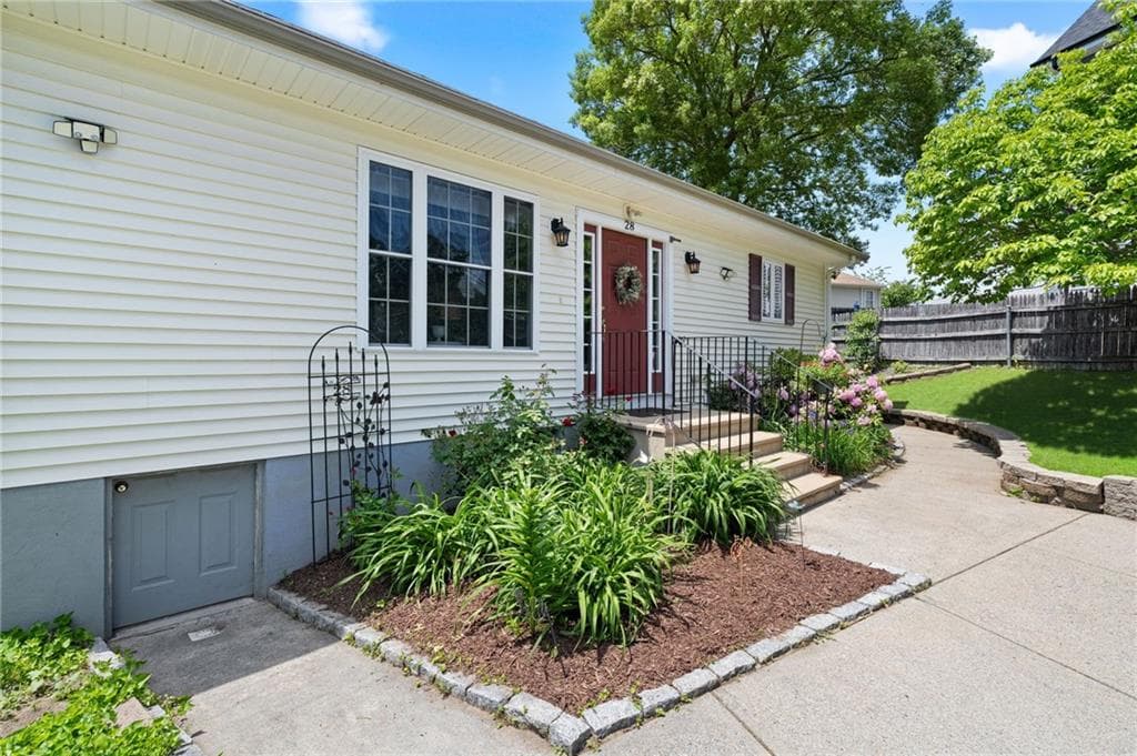 28 Fairview Avenue - Photo 4