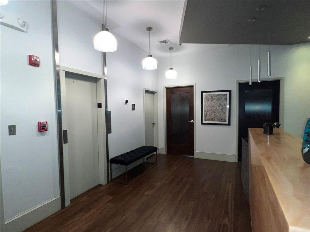 1 Custom House Street #4 - Photo 3