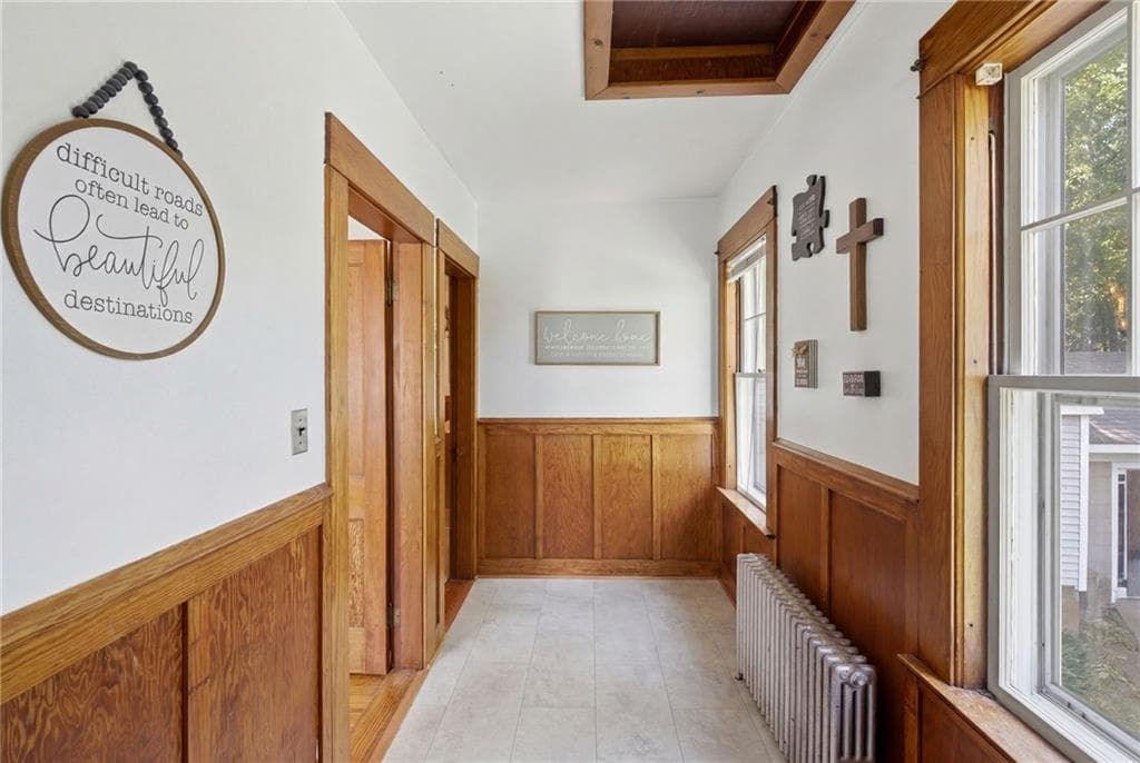 203 Mount Saint Charles Avenue - Photo 2