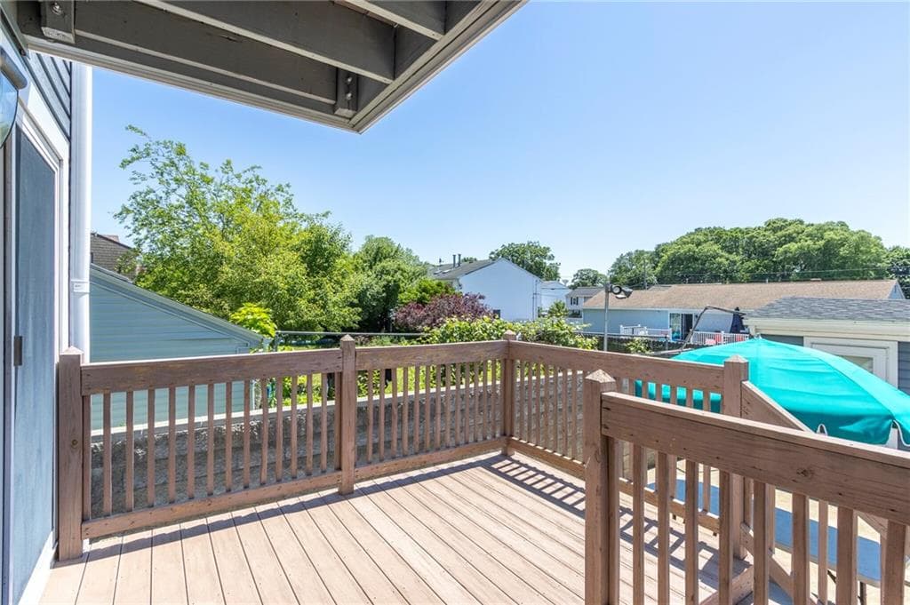 175 Leonard Avenue - Photo 3