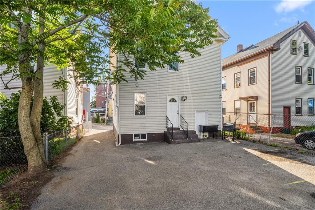 12 Quince Street - Photo 2