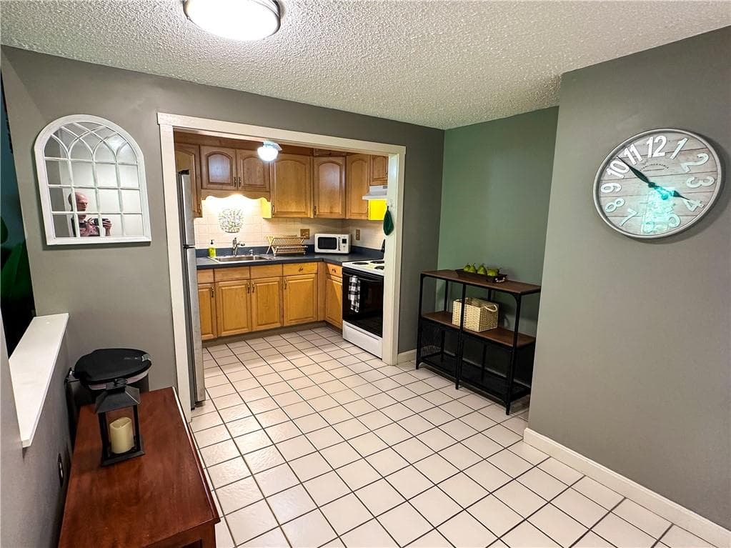 565 Smithfield Road #C6 - Photo 3