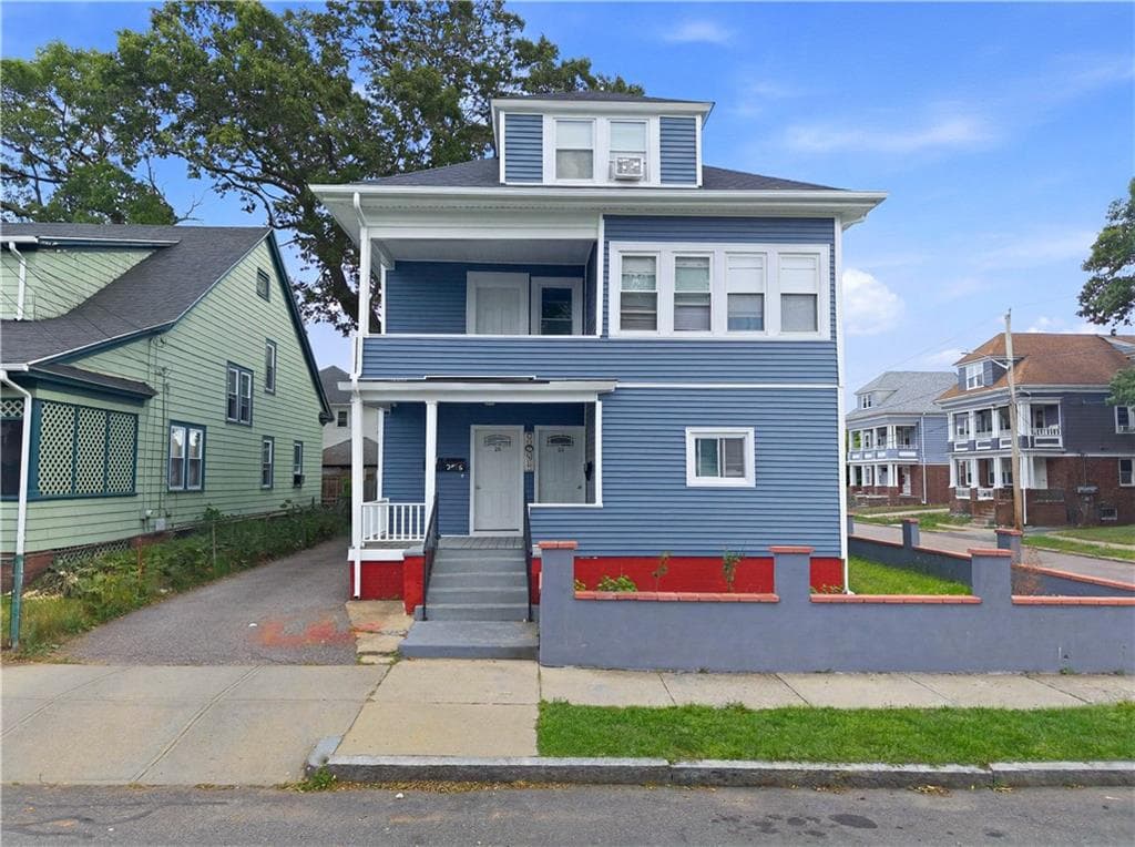 56 Warrington Street - Photo 2