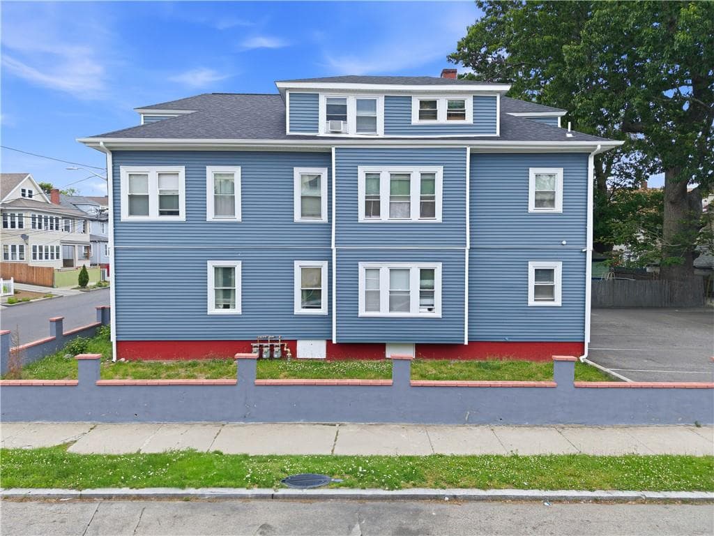 56 Warrington Street - Photo 4
