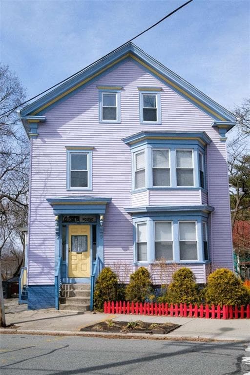 122 Camp Street