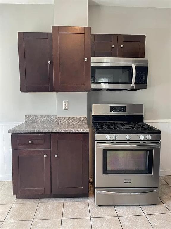 21 Phillips Street - Photo 3