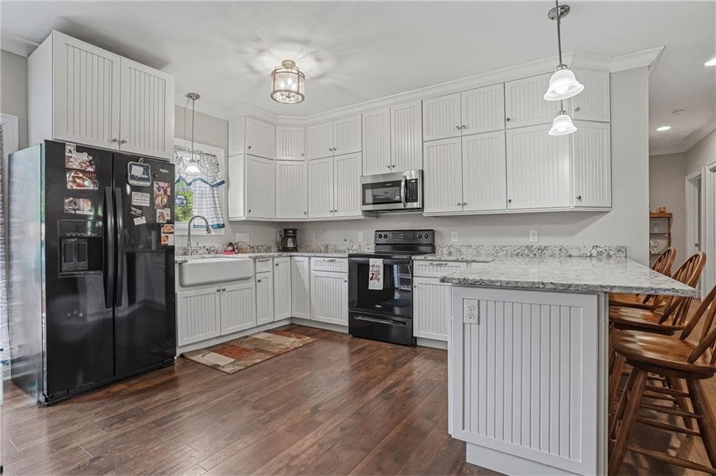 585 East Avenue - Photo 4