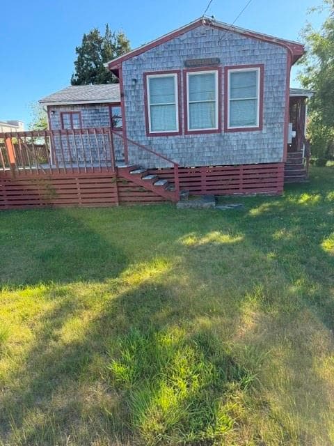 26 Crandall Avenue