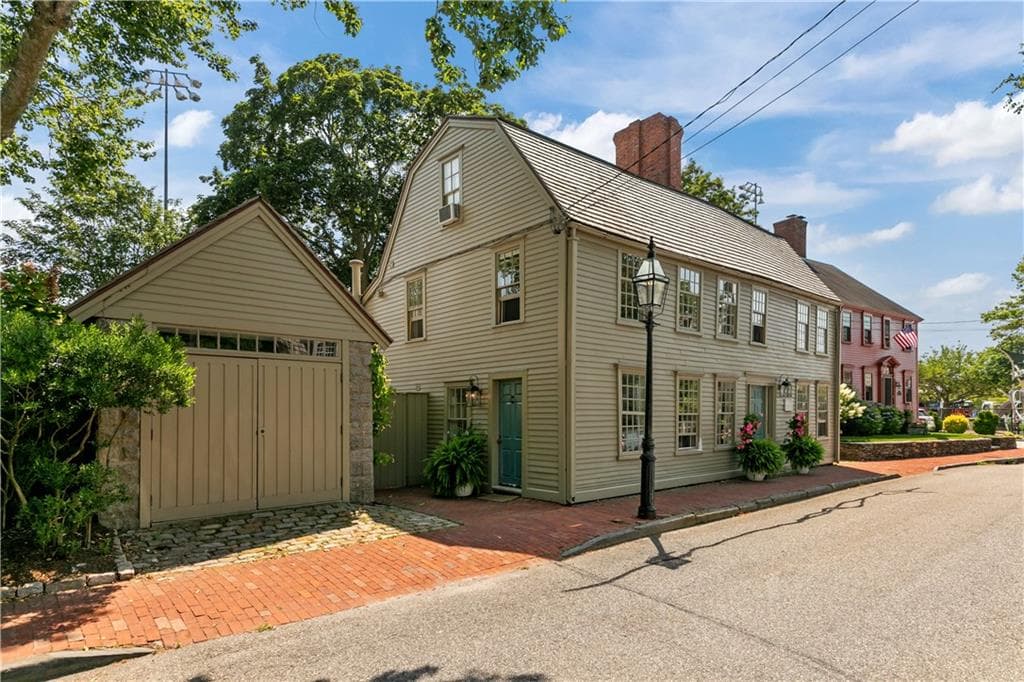 22 Bridge Street