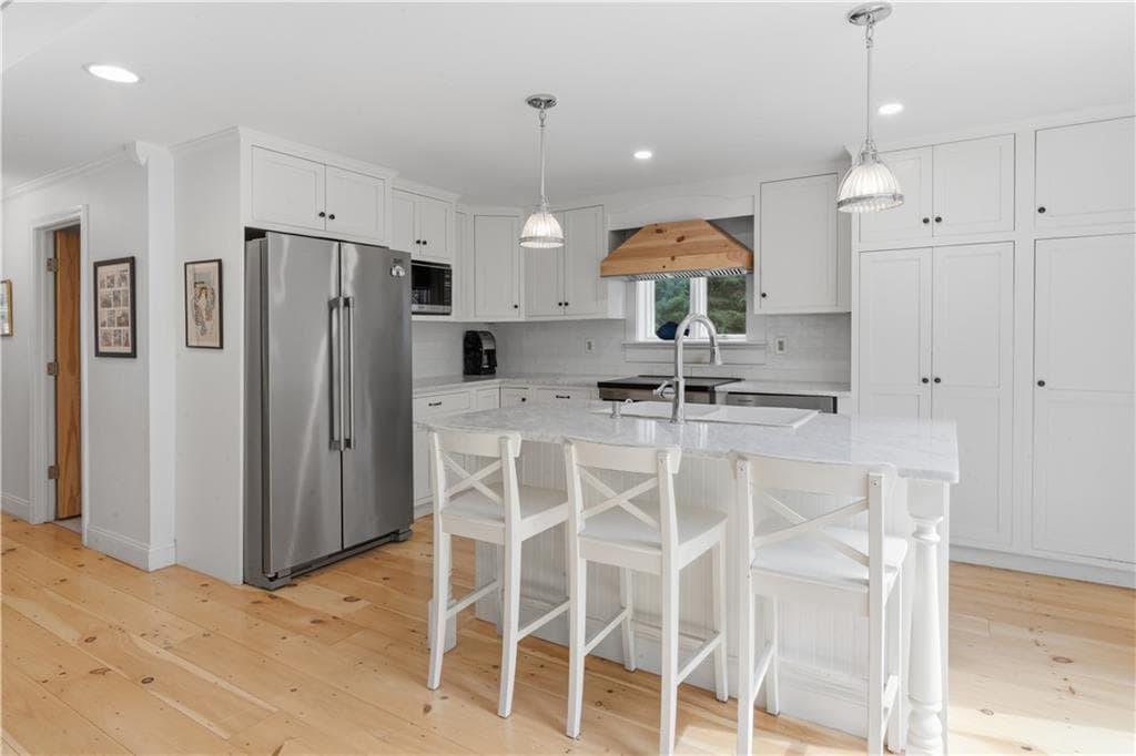 60 Westwind Road - Photo 2