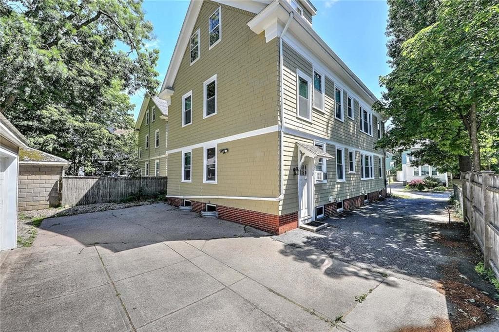 168 Fourth Street - Photo 2