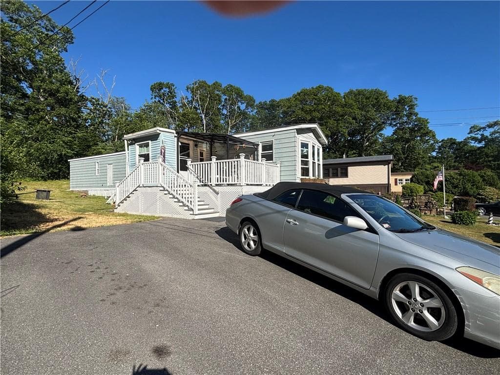 301 F13 Bulgarmarsh Road - Photo 2