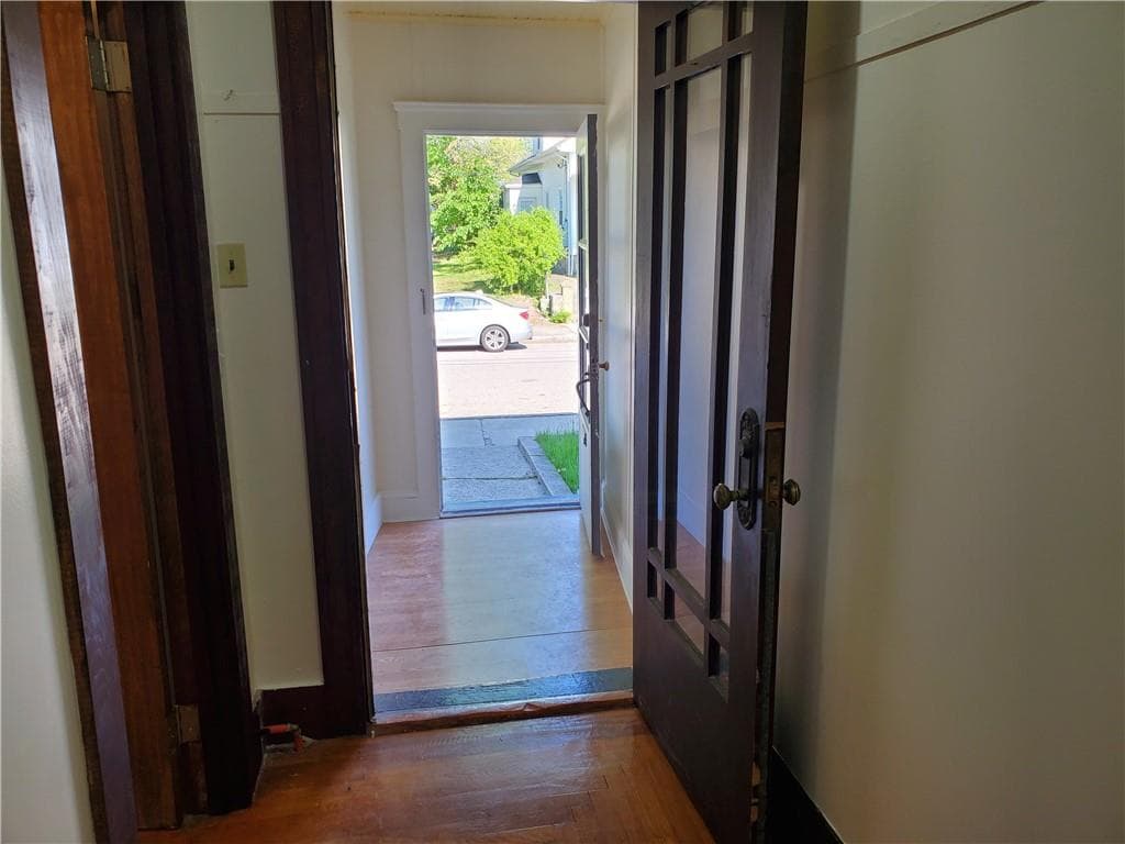 668 Grove Street - Photo 2