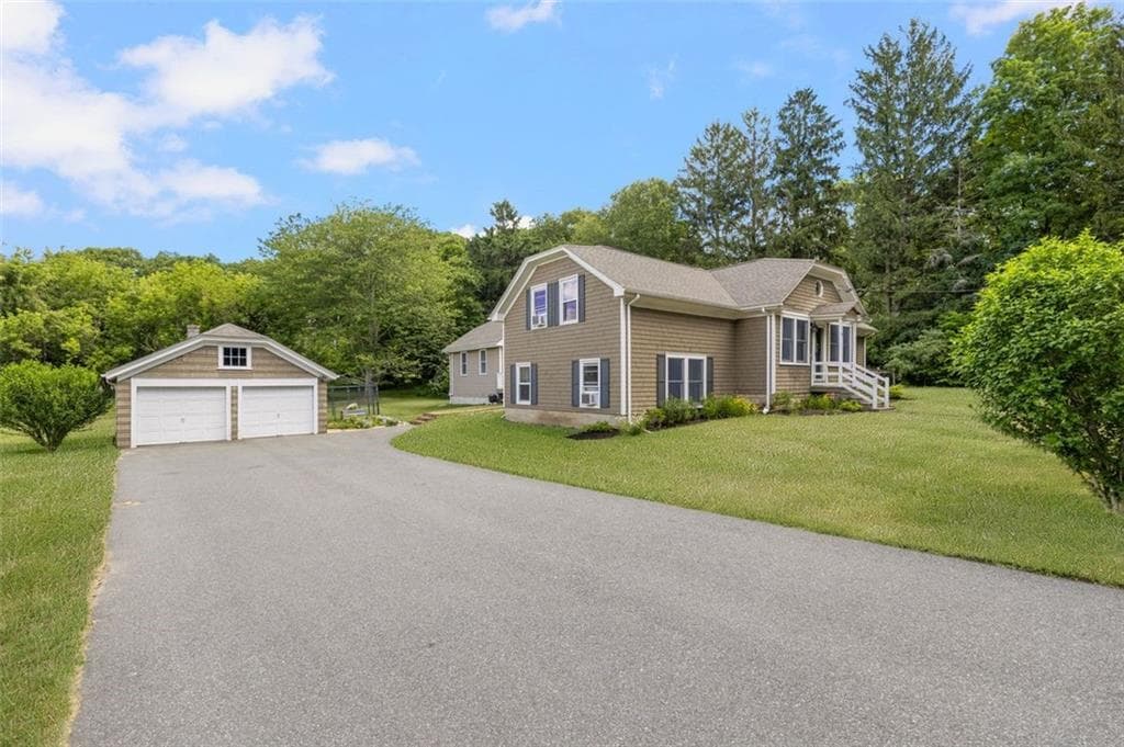 15 Little Pond County Road