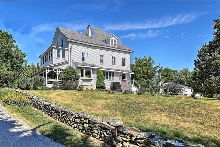 26 Maple Road - Photo 3