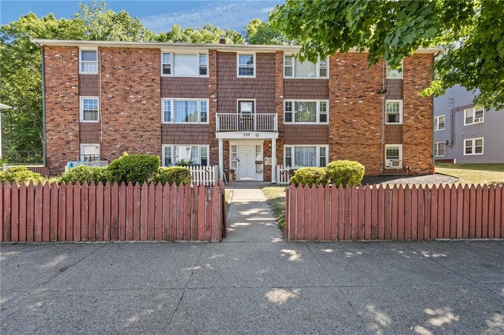 339 Privilege Street - Photo 1