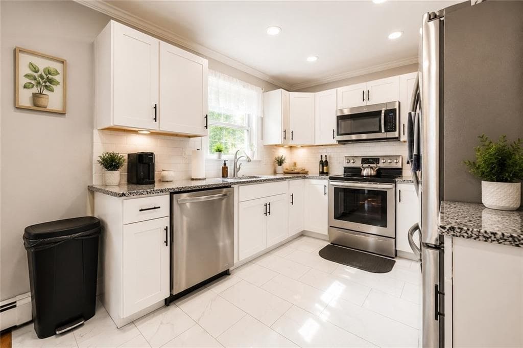 35 Sisson Street - Photo 5