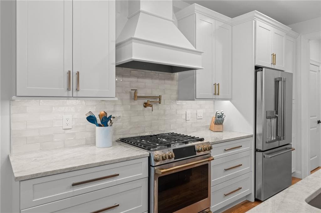 124 Oak Street - Photo 3