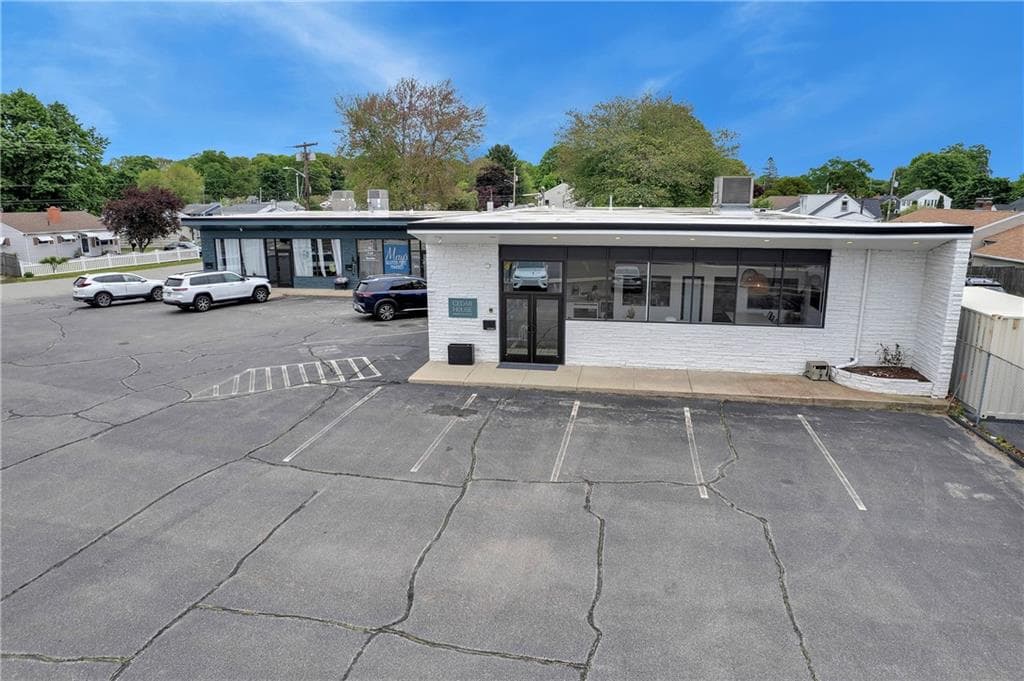 5 FORBES Street - Photo 2