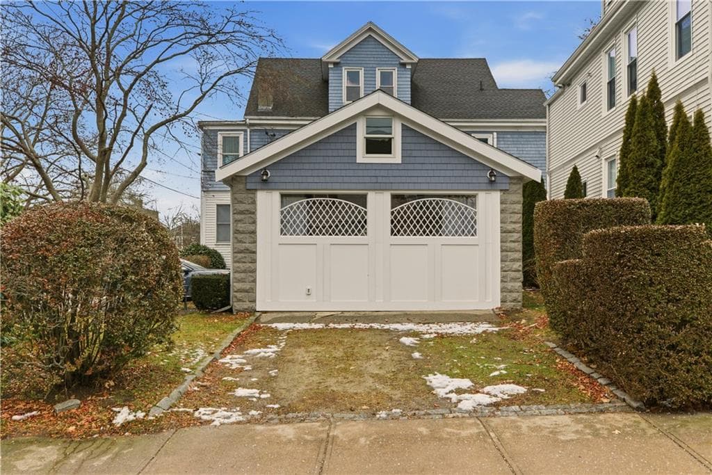 98 Kay Street #4 - Photo 2