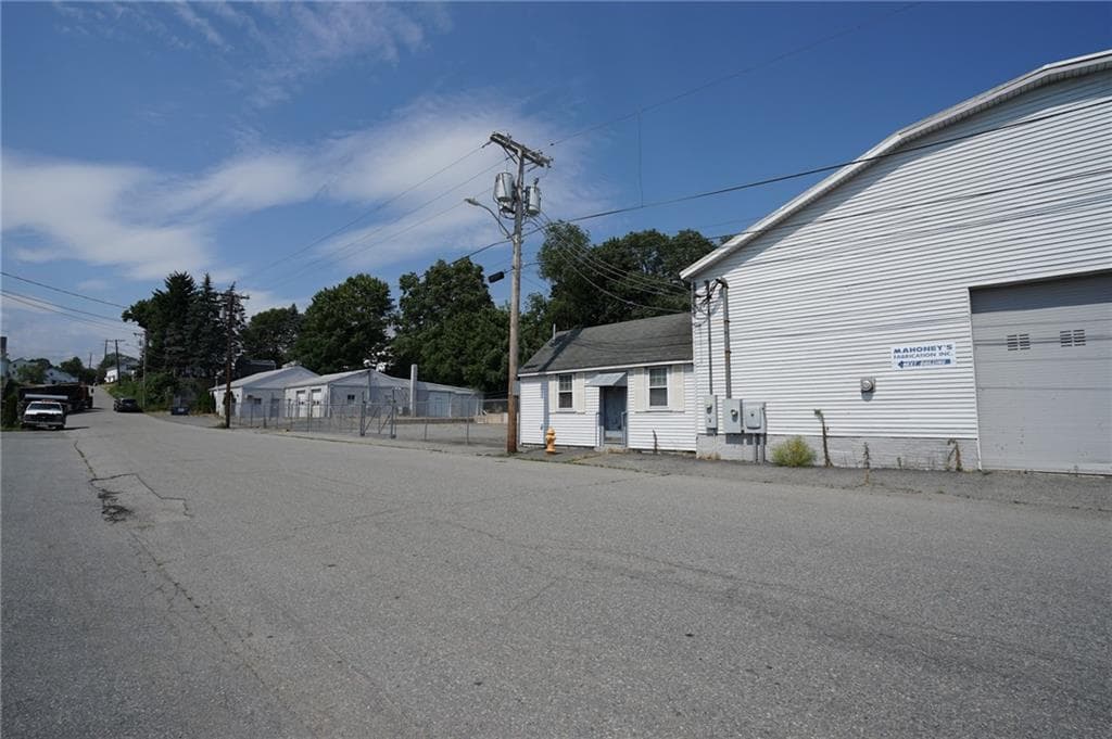 81 Macondray Street - Photo 5