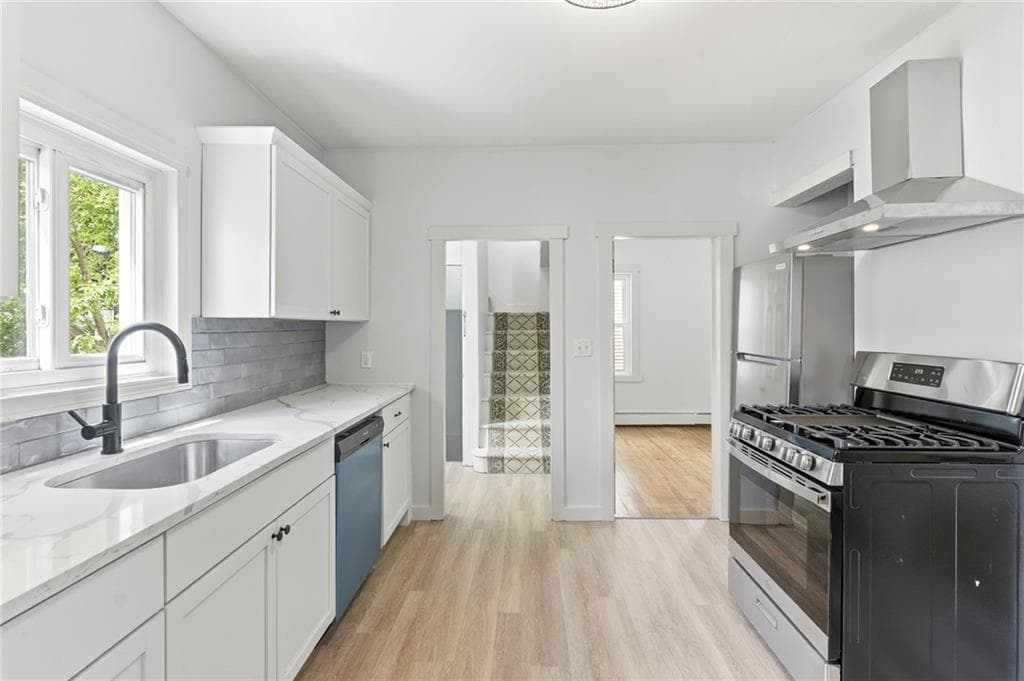 35 Lawrence Street - Photo 3