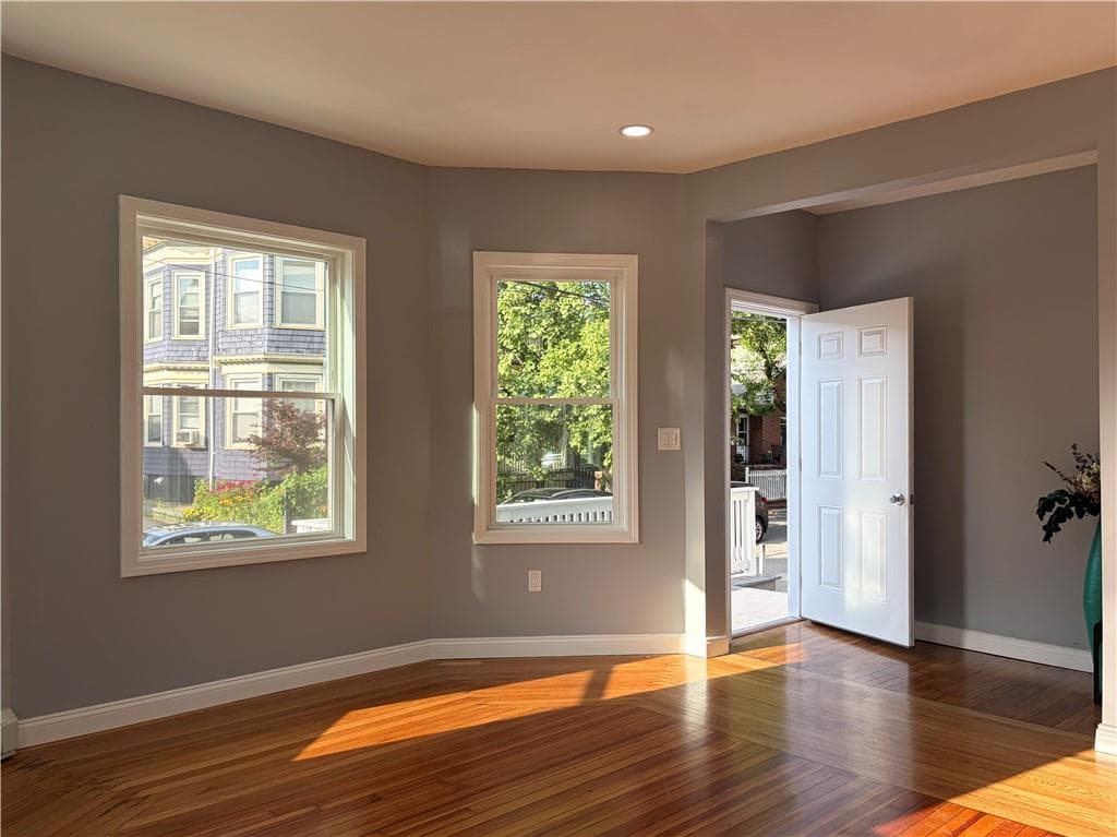 98 Whitmarsh Street #1