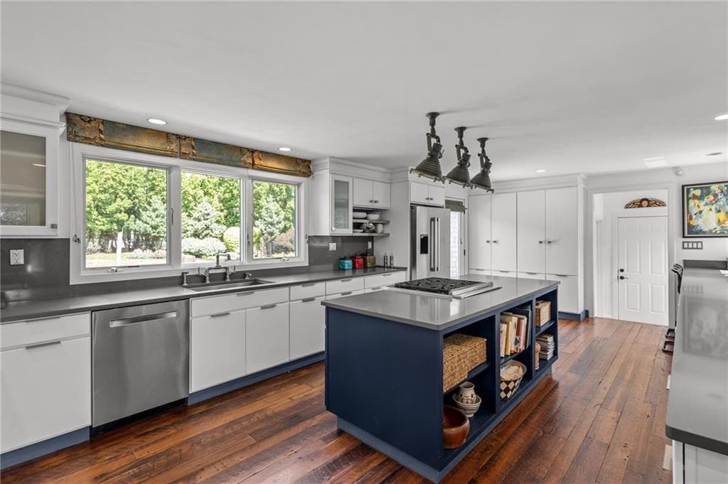 11 Stonegate Road - Photo 3