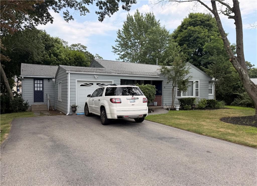 15 Sarah Teft Drive - Photo 2