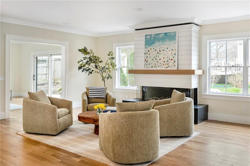 118 Newport Avenue - Photo 4