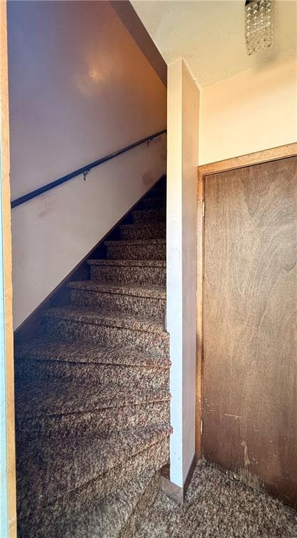 39 Andrews Avenue - Photo 2