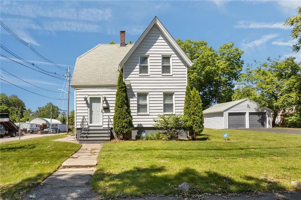 9 Gardner Avenue