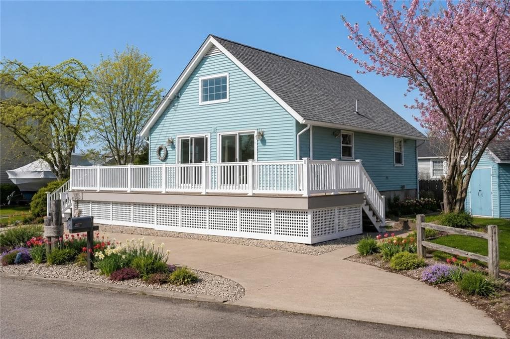 24 Redwood Drive - Photo 2