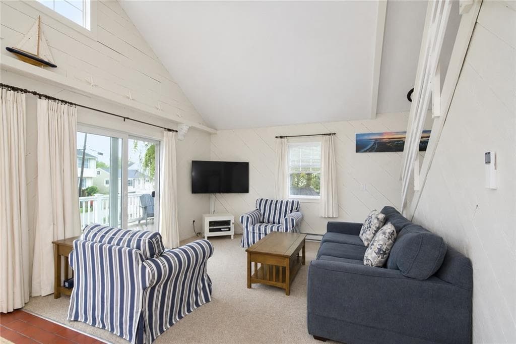 24 Redwood Drive - Photo 4